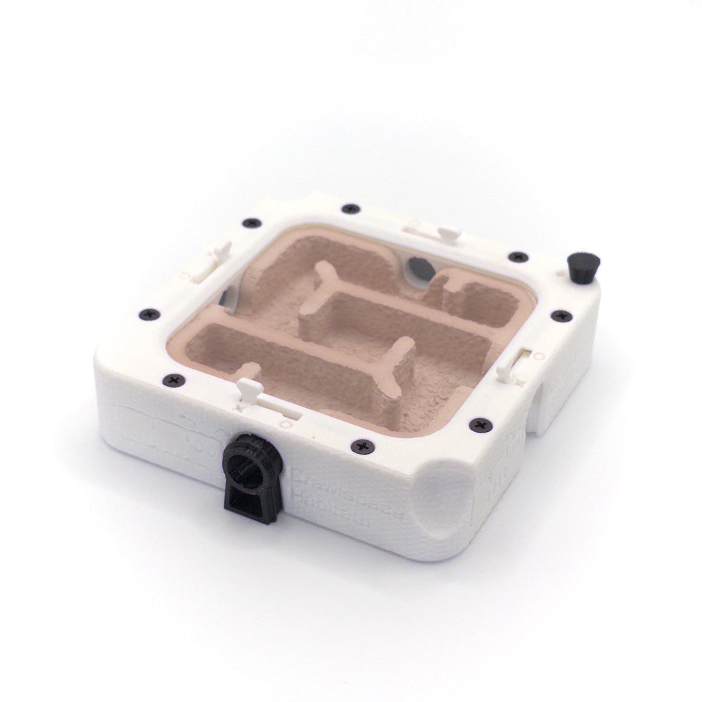 White FlexGrid Nest 4×4 modular ant nest with Labyrinth gypsum insert and KeySnap connector
