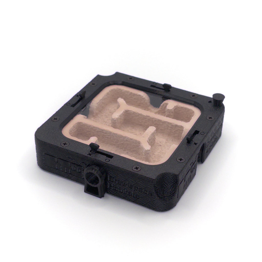 Black FlexGrid Nest 4×4 with Labyrinth insert